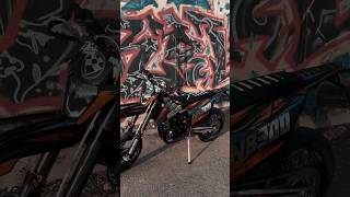 Tg adelechaos мотард мотодевушка стант bikelife pitbikelife supermoto stunt [upl. by Onitnatsnoc399]