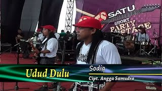 Sodiq  Udud Dulu  Official Video Live [upl. by Hegyera]