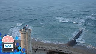 Wenn du quadratische Wellen im Meer siehst geh sofort aus dem Wasser [upl. by Nehemiah251]