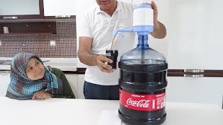 Coca Colaya DAMACANA Pompası Yaptık TAM BİR Hafta COLA İçtik HOWTO MAKE COCA COLA DISPENSER MACHINE [upl. by Oravla]