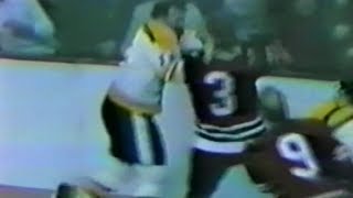 Keith Magnuson vs Wayne Cashman Jan 15 1972 [upl. by Patric947]