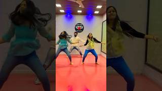 Babuji jara dheere chalo  Dance by Aniket Gaikwad ft Sonali and Aarti shorts [upl. by Tarrance]