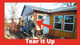 Removing Mobile Home Siding [upl. by Leihcar]