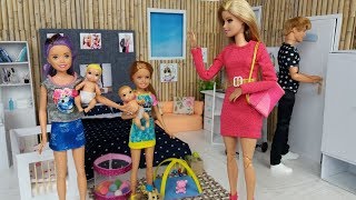 Barbie Sisters Skipper Staice Babysitter of Barbie and Ken two babies in a doll House [upl. by Ariaec]