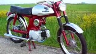 Honda C320 4 stroke sound 50cc Motor Bike oldtimer from 1965 [upl. by Akimet]