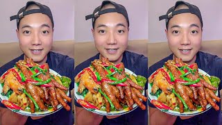 Eating With Axing Stirfried chicken feet spicy and fried meat  Home Cooking [upl. by Burgess206]