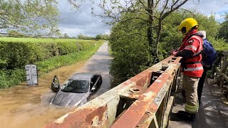 Unbelievable People never learn  Worcestershire FLOODS  Vehicles vs Deep Water Compilation [upl. by Phillips]