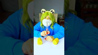 Bear tries clowns genius pop corn hack ⁉️ 👻🤣shorts funny comedy ytshorts tiktok viral food [upl. by Borman]