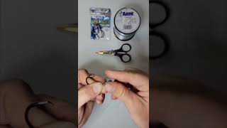 How To Easily Tie A Simple Snell Knot On A Circle Hook [upl. by Salazar840]