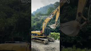 Excavator cat 320 d [upl. by Narut786]