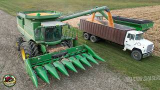 John Deere Combine with LSW Tires Harvesting Corn [upl. by Assi]