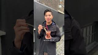 🇬🇧 Trying Londons Viral Chocolate Covered Strawberries 🍓 [upl. by Roderick]