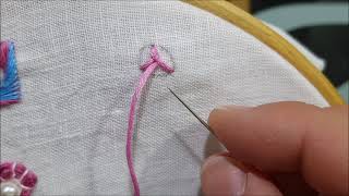 Mini rosa ricamata  Tutorial ricamo a mano Mini Embroidered Rose  Hand Embroidery Tutorial [upl. by Puduns]