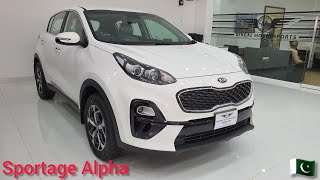 Kia Sportage Alpha 2022 Review  Pricedescription  Auto Reviews by Asad [upl. by Zerla]