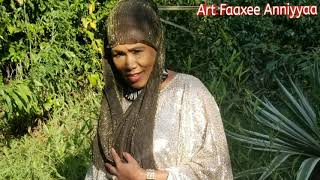 Faaxee Anniyyaa  Mee Maaltu Na malaa  Best Oromo Music [upl. by Chelsy]