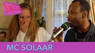 MC Solaar surprend une fan   Stars à domicile [upl. by Eenitsed]