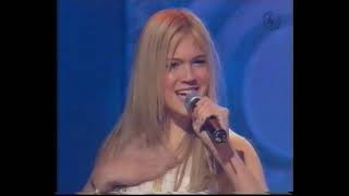 Mandy Moore  Candy live at Pepsi Chart Show 1999 [upl. by Nabalas]