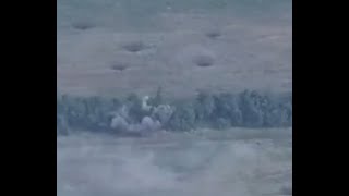 Ukraines Counteroffensive  D30 Howitzer Hit By Artillery [upl. by Ayeki123]