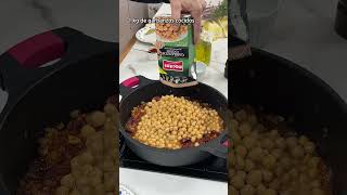 Garbanzos con chorizo [upl. by Naerda654]