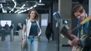 Mavi  Serenay Sarıkaya amp Kerem Bürsin  Çok mu çok Maviyiz [upl. by Anilas]