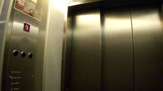 Old modernized mod by HF Advice Traction ElevatorsLifts at Park Inn by Radisson Stockholm [upl. by Nyrak764]