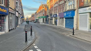 Charity Shop Walking TourHolton RoadBarry 4K🏴󠁧󠁢󠁷󠁬󠁳󠁿 [upl. by Lenci]