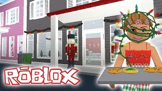 BUILDING A CHRISTMAS TOY SHOP IN BLOXBURG  Welcome to Bloxburg [upl. by Atiana109]