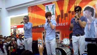 12 05 05 HITZ Yes Yes Yes Perform at MampG Megamall Batam [upl. by Barbey442]