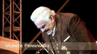 VICENTE FERNANDEZ Y su Cancion de DespedidaEL ULTIMO REY SE VA [upl. by Tiertza]