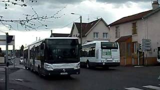 381 et 382 Croisement des deux Irisbus Citelis 18 ZF sur la LIANE 2 du réseau Divia [upl. by Llenrap]