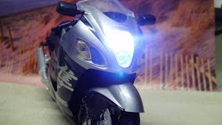 Custom 112 scale diecast model 2005 SUZUKI HAYABUSA motorcycle with working lights [upl. by Fauch]