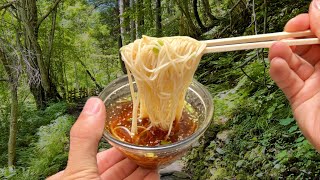 Eating Japanese Flowing Somen Noodles 🍡🍃  Gifu Gujo River [upl. by Eiramnna390]