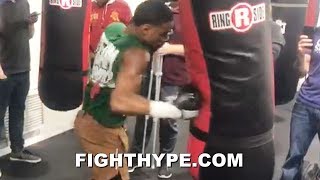 ERROL SPENCE RAW 147 POWER IN quotRIB BREAKERquot PUNCHES EASILY FOLDS HEAVY BAG PUTS GARCIA ON NOTICE [upl. by Naid845]