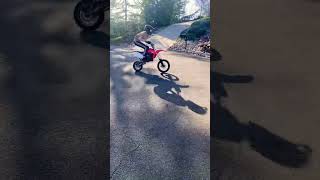 Modded razor Mx500 vs hill climb electricdirtbike riderazor dirtbike ebike pitbike [upl. by Spalding862]