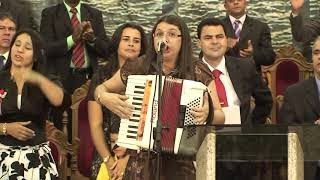 Cantora Alice Maciel canta SUA PRESENÇA  avivamento poder santidade [upl. by Ricca]