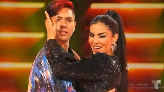 Kimberly Loaiza amp JD Pantoja  Así Se Baila Presentación [upl. by Drapehs]