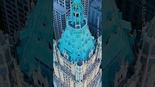 The TURBULENT History of New York’s WOOLWORTH Building [upl. by Yetak]