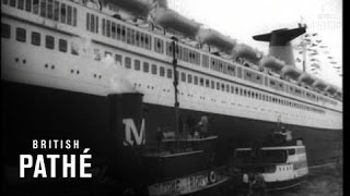 SS France At New York 1962 [upl. by Nahtanaj920]