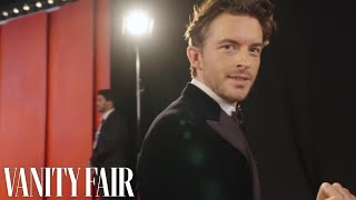 Jonathan Bailey has arrived at VanityFairOscarParty [upl. by Reemas]