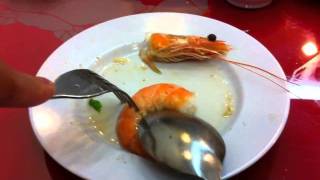 How To Remove The Shell Of A Prawn [upl. by Notlew]