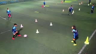 U10 passe Appel de balle controle pied gauche  Passe pied droit training football soccer [upl. by Inot]