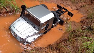 MUDDiNG a 6x6 TRUCK amp GOin DEEP OVERLANDER  RC ADVENTURES [upl. by Erelia]