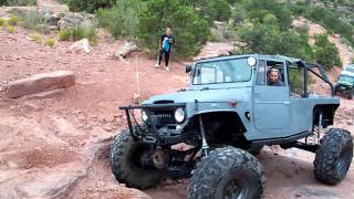 FJ40 4BT going up the steps on Steel Bender [upl. by Yanaton]