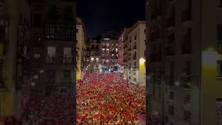 Termina SAN FERMIN 2024 con el tradicional POBRE DE MI shorts sanfermines pamplona spain españa [upl. by Marius]