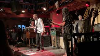 The Robert Cray Band  You Cant Make Me Change [upl. by Elatsyrk]