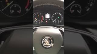 Skoda Octavia A8 oil amp service data reset اعادة ضبط بيانات الصيانه و تغير الزيت [upl. by Janine]