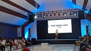 Lomba fashion showbusana casual bebas disini memakai batikpointbmodel hunt 2019 [upl. by Ardnaed]