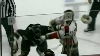 Brian McGrattan vs George Parros Nov 23 2009 [upl. by Ploss]