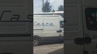 Servisna sluzba kombi lasta beograd viđen U staroj pazovi na autobuskoj stanici [upl. by Aretak]