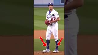 Baseballtip 45  How to see ball out of pitcher’s hand4 methods  APW AlwaysPutnWork baseball [upl. by Shae272]